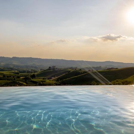 Le Vecchie Persiane - Bed & Breakfast Diano dʼAlba Exterior foto